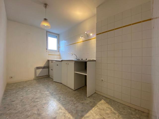 Location Appartement 1 pièce 44m² BESANCON 25000