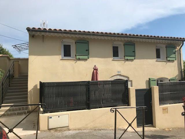 Location Appartement 1 pièce 45 m2 La Cadière d'Azur