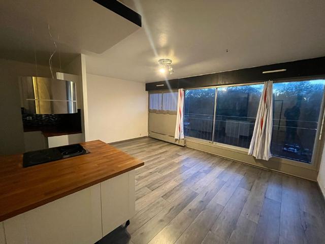 Location appartement 1 pièce, 45.41m², Épinay sous Sénart