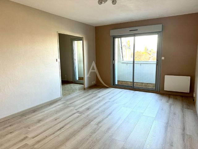 Location Appartement 1 pièce 45m²