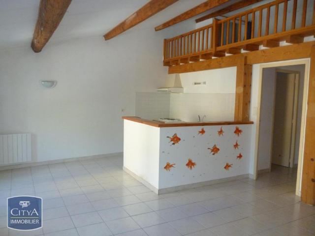 Location Appartement 1 pièce 45m² CLERMONT L HERAULT 34800
