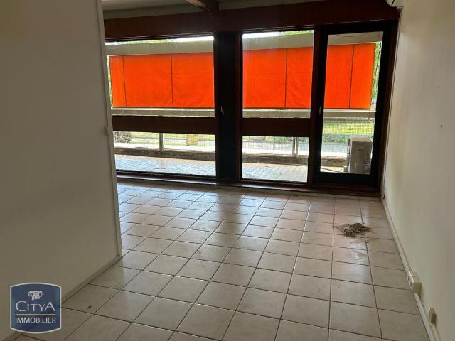 Location Appartement 1 pièce 46m² ORANGE 84100