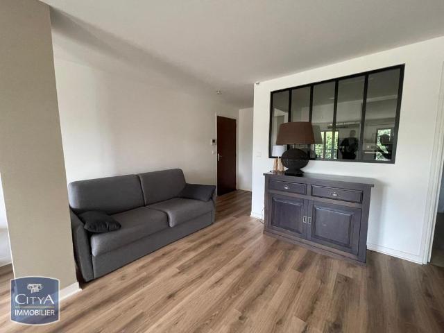 Location Appartement 1 pièce 46m² PERIGUEUX 24000