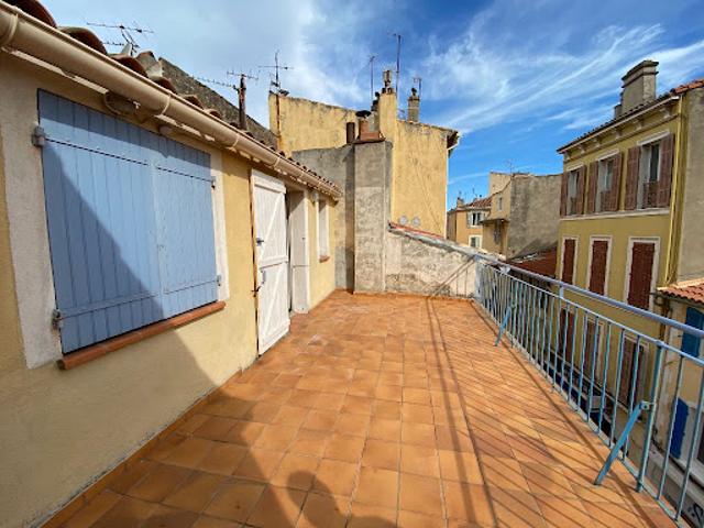 Location Appartement 1 pièce 47 m2 La Seyne sur Mer