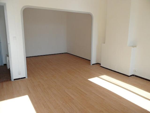 Location Appartement 1 pièce 47.39 m2 Hyeres