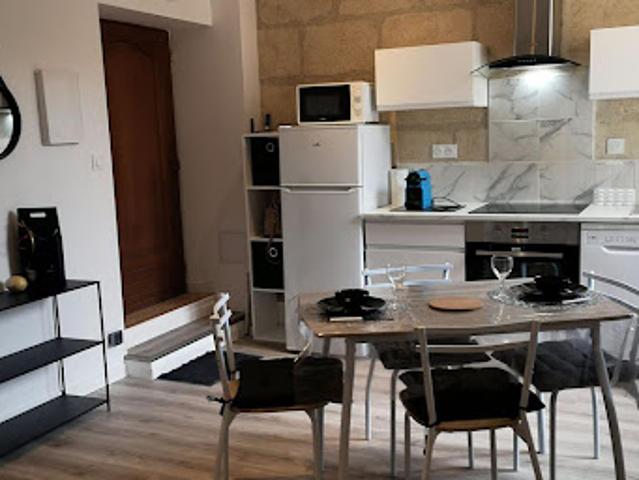 Location Appartement 1 pièce 47.55 m2 Remoulins