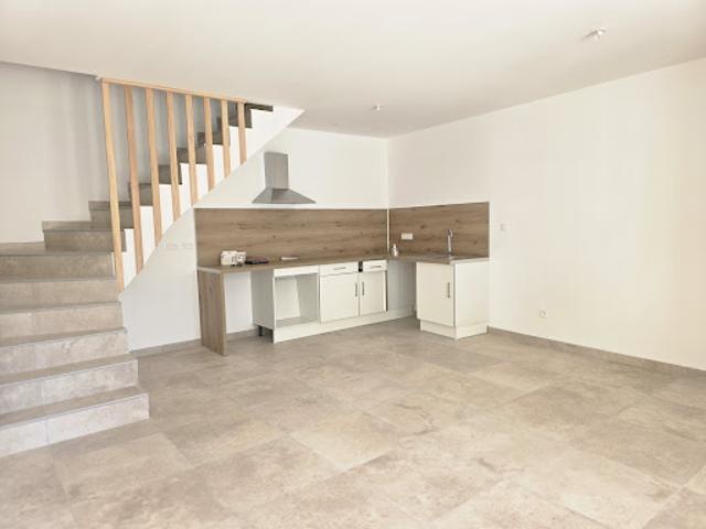 Location Appartement 1 pièce 47.71 m2 Arles