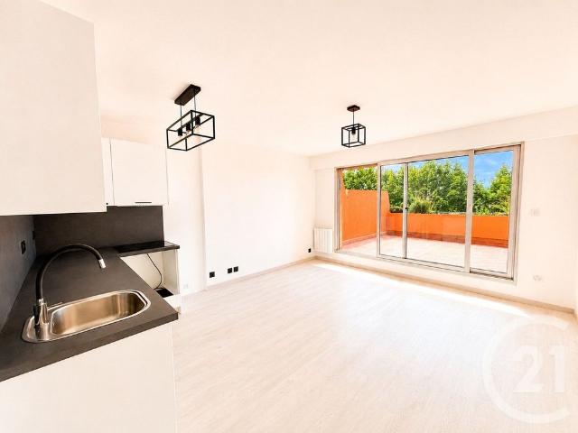Location Appartement 1 pièce 47m² LA TURBIE 06320