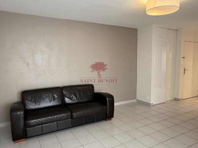 Location Appartement 1 pièce 47m² MONTPELLIER 34000