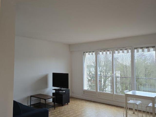 Location Appartement 1 pièce 49 m2 Chatenay malabry