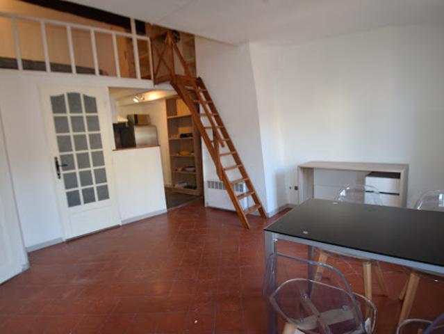 Location Appartement 1 pièce 40 m2 Perpignan