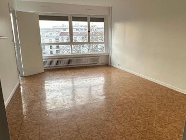 Location Appartement 1 pièce 40 m2 Courbevoie