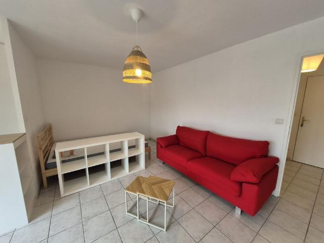 Location Appartement 1 pièce 40m² HENIN BEAUMONT 62110