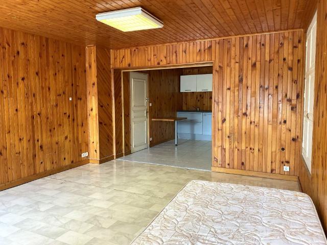 Location Appartement 1 pièce 40m² JARNAC 16200