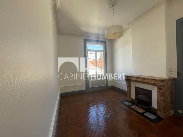 Location Appartement 1 pièce 40m² ST ETIENNE 42000