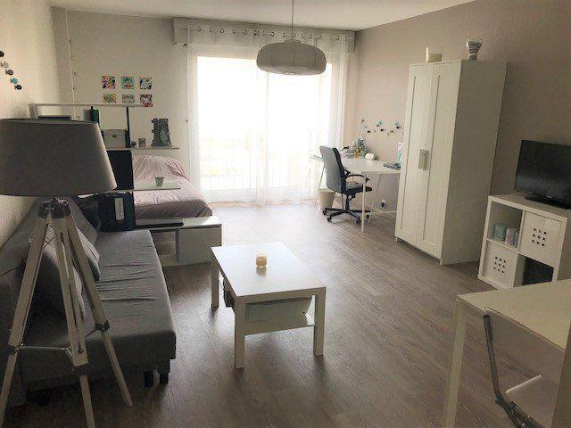 Location Appartement 1 pièce 41m² DIJON 21000