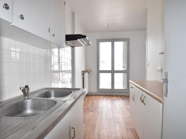 Location Appartement 1 pièce 42 m2 Cosne Cours sur Loire