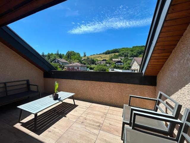 Location Appartement 1 pièce 42 m2 Rumilly