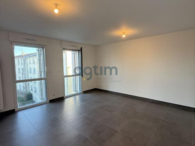 Location Appartement 1 pièce 42m² MONTAIGU VENDEE 85600