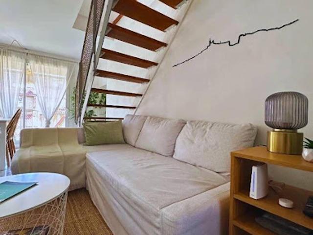 Location Appartement 1 pièce 55 m2 Marseille 5ème