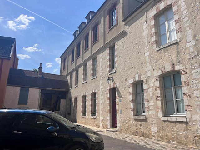 Location Appartement 1 pièce 50.51 m2 Provins