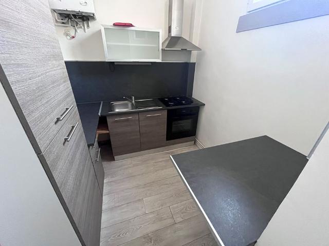 Location Appartement 1 pièce 50m²