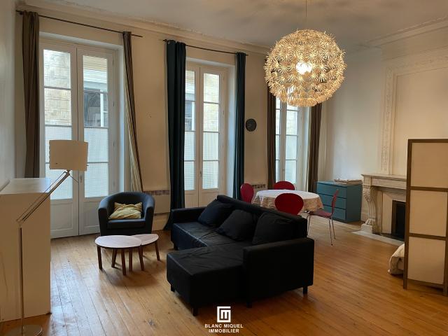 Location Appartement 1 pièce 51m² BORDEAUX 33000