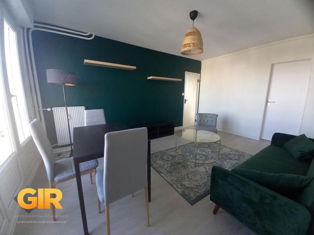 Location Appartement 1 pièce 65m² RENNES 35000