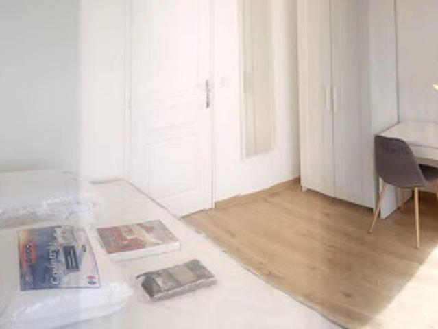 Location Appartement 1 pièce 76 m2 Corbeil Essonnes