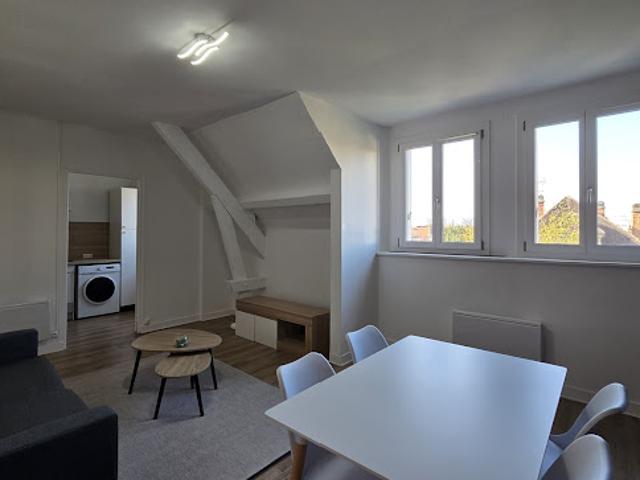 Location Appartement 1 pièce 77.22 m2 Troyes