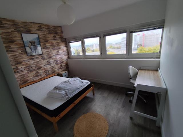 Location Appartement 1 pièce 79 m2 Massy