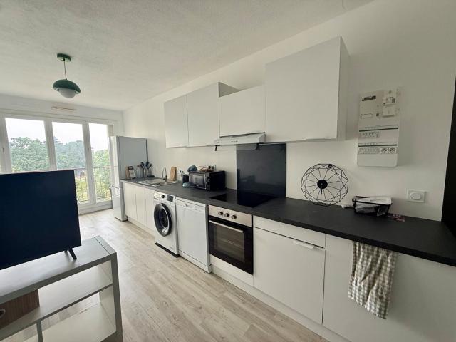 Location Appartement 1 pièce 79m² RENNES 35200