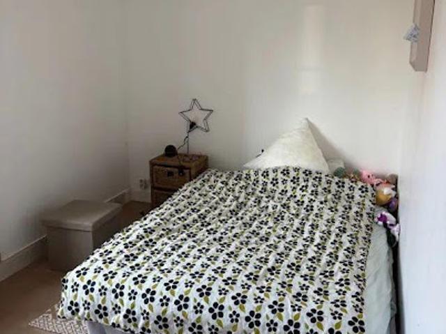 Location Appartement 1 pièce 70 m2 Versailles