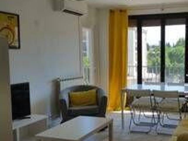 Location Appartement 1 pièce 71 m2 Aix en Provence