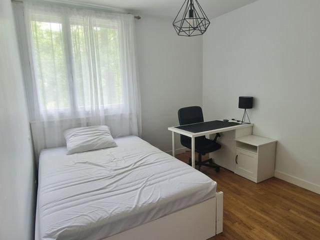 Location Appartement 1 pièce 71m² RENNES 35000