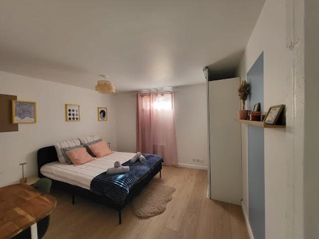 Location Appartement 1 pièce 80 m2 Bernay