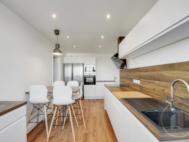 Location Appartement 1 pièce 80 m2 Poissy