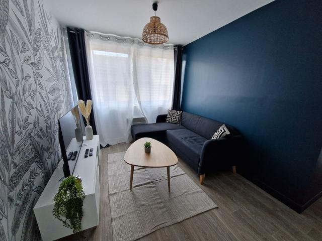 Location appartement 1 pièce, 9.06m², Caen