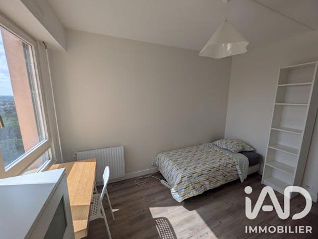 Location Appartement 1 pièce 9 m2 Cergy