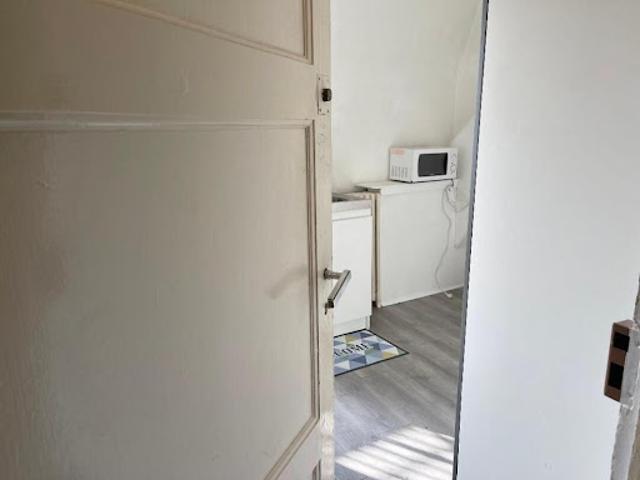 Location Appartement 1 pièce 9 m2 Paris 16ème