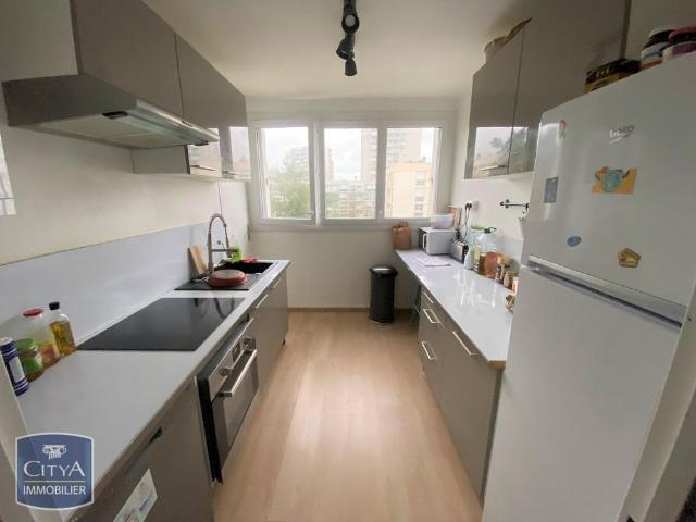 Location Appartement 1 pièce 9m² CHOLET 49300