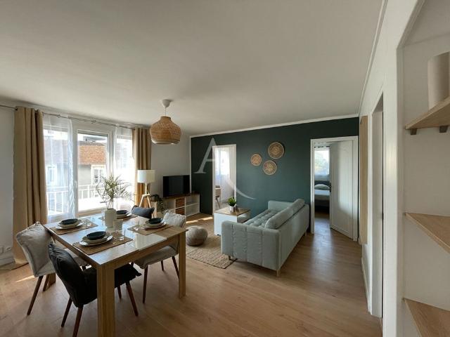 Location Appartement 1 pièce 9m²