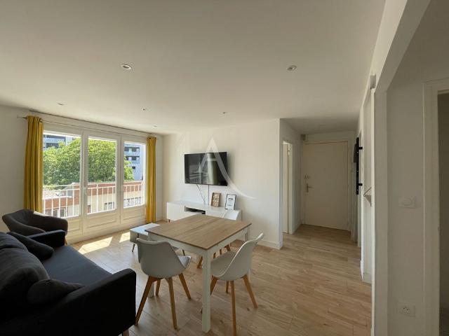 Location Appartement 1 pièce 9m²