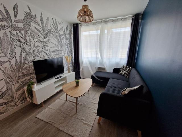 Location Appartement 1 pièce 9m²