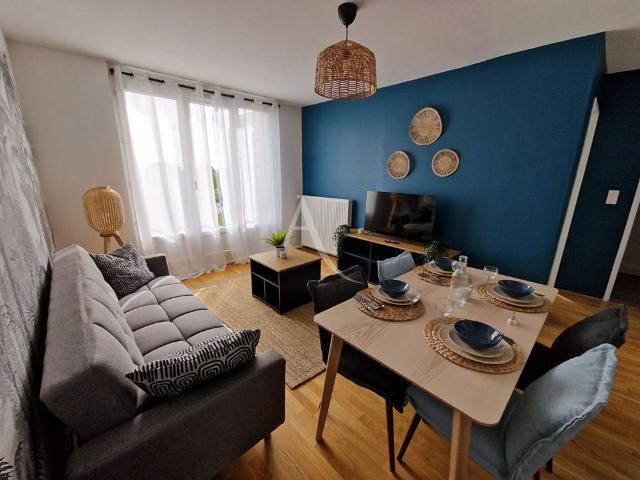 Location Appartement 1 pièce 9m²