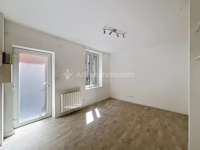 Location Appartement 1 pièces 18 m2 à Clermont Ferrand