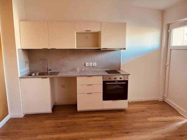 Location Appartement 1 pièces 20 m2 à Carmaux