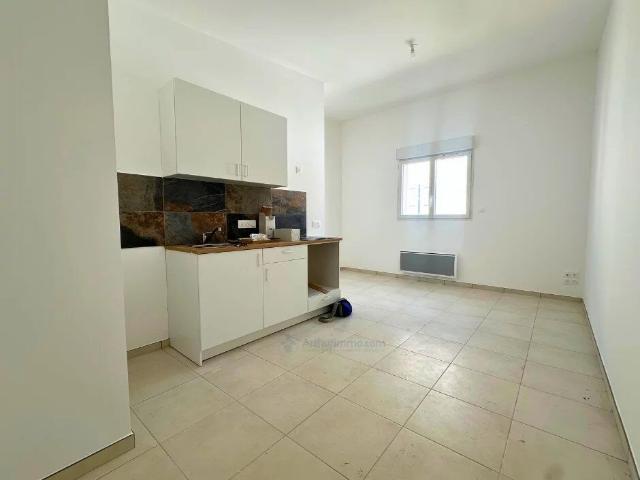 Location Appartement 1 pièces 27 m2 à Lodève