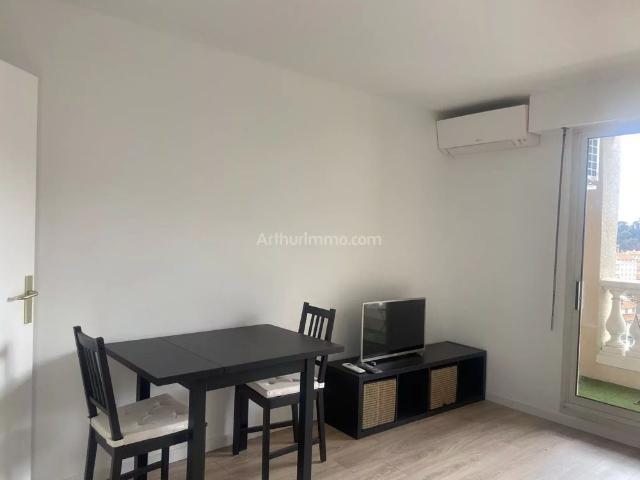 Location Appartement 1 pièces 25 m2 à Nice