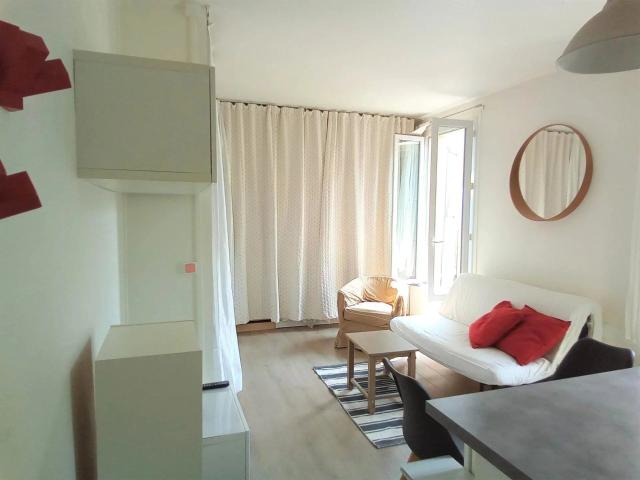Location Appartement 1 pièces 26 m2 à Ivry sur Seine